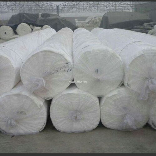 定制糙面土工膜與批發(fā)玻纖格柵、經(jīng)編復合土工膜 現(xiàn)代工程材料的選擇與應(yīng)用